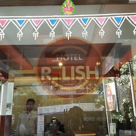 Hotel Relish Vadodara Kültér fotó